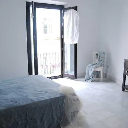 Palacio De Luja Apartment